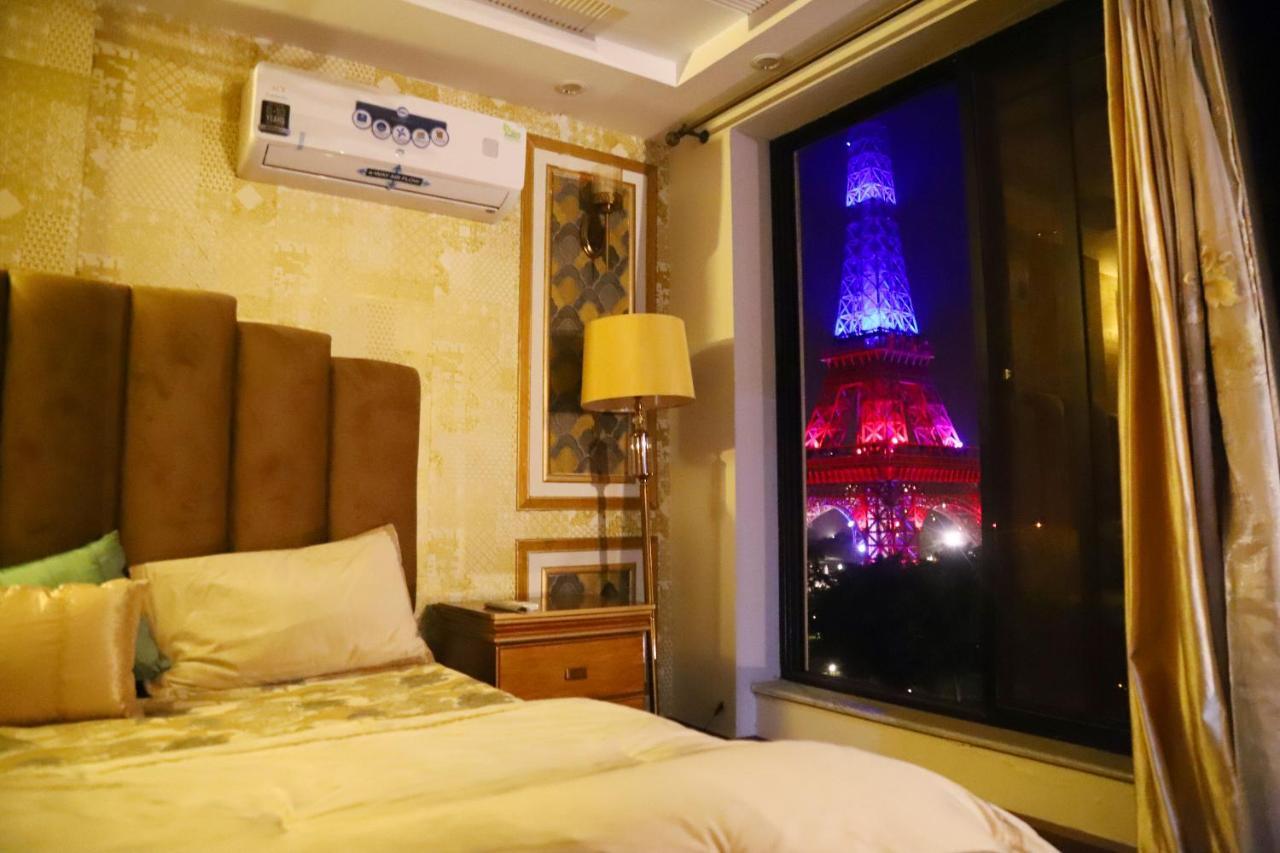 Adara suites Lahore Bagian luar foto