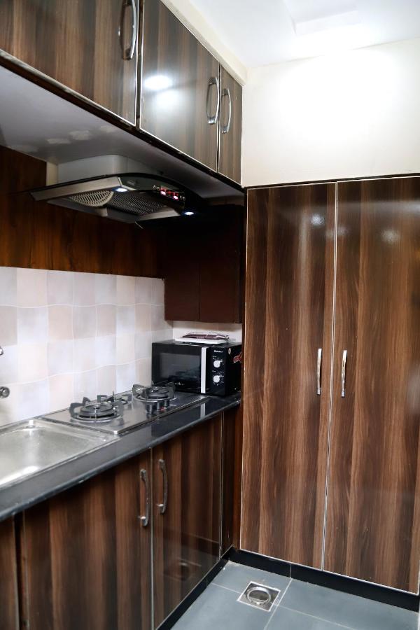 Adara suites Lahore Bagian luar foto