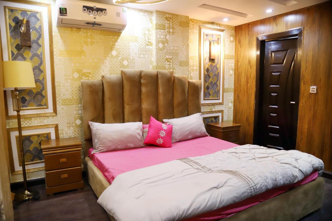 Adara suites Lahore Bagian luar foto