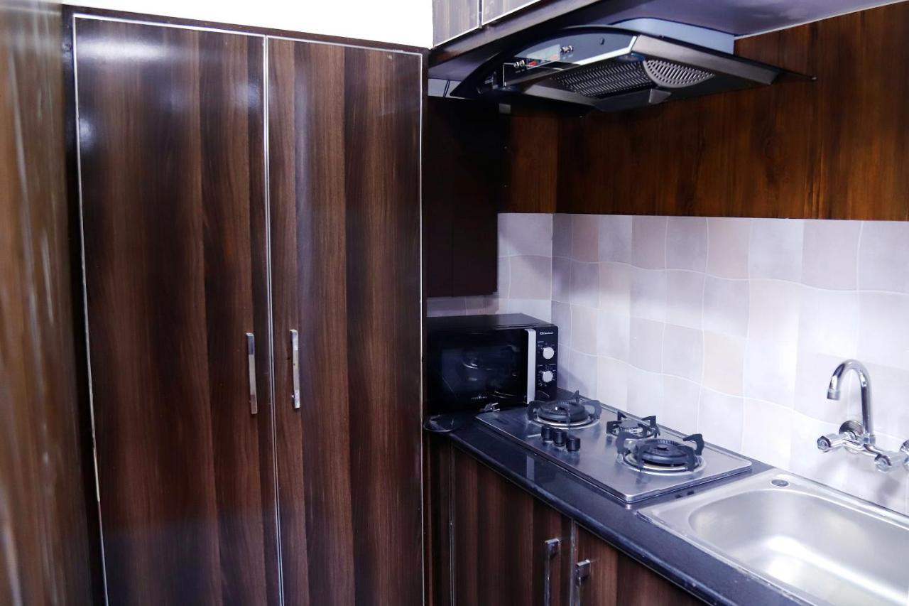 Adara suites Lahore Bagian luar foto