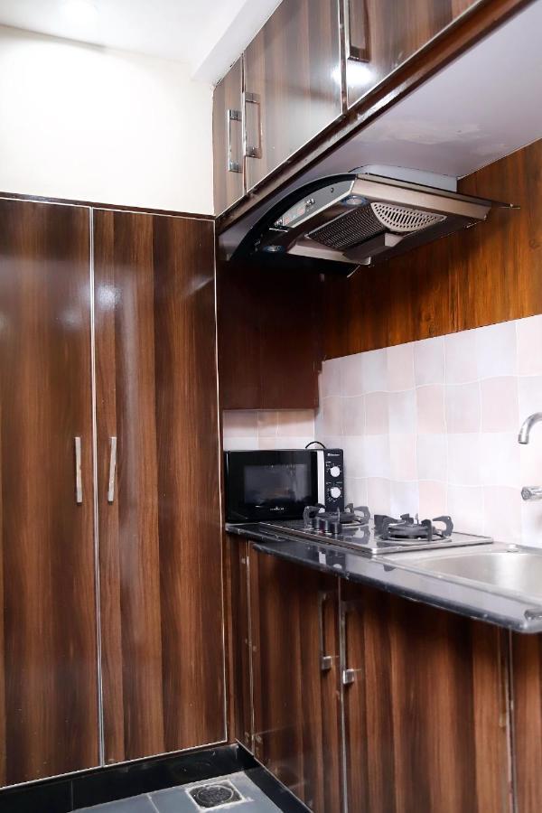Adara suites Lahore Bagian luar foto